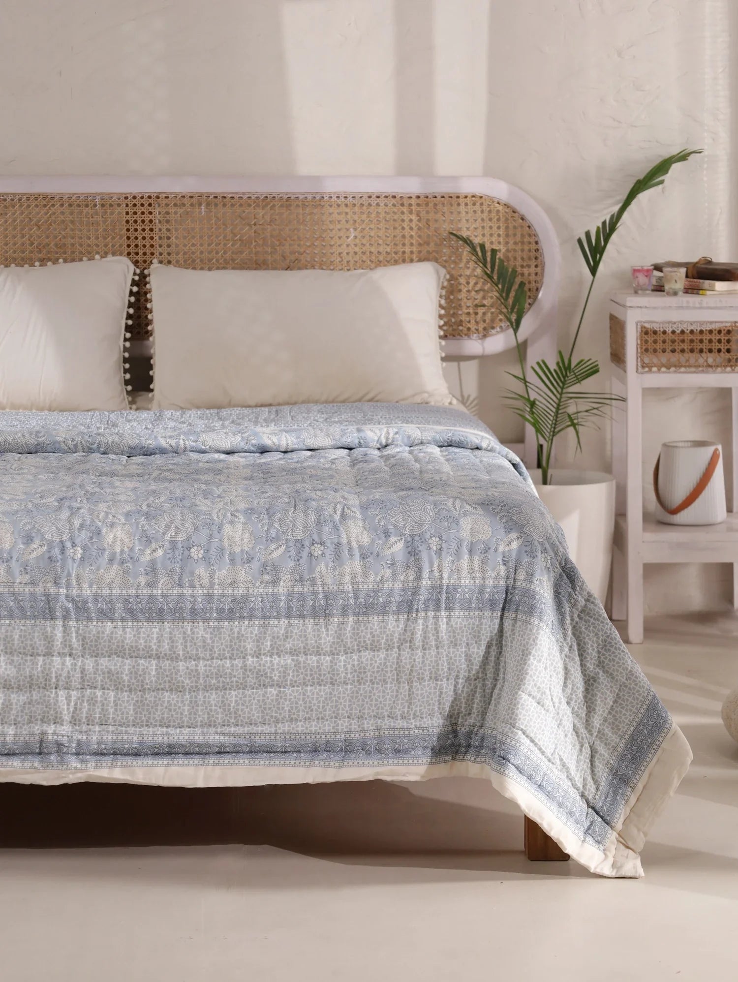 All Season Jaipuri Quilt | 100% Pure Cotton | Block Print | Double Bed - Sandhya
